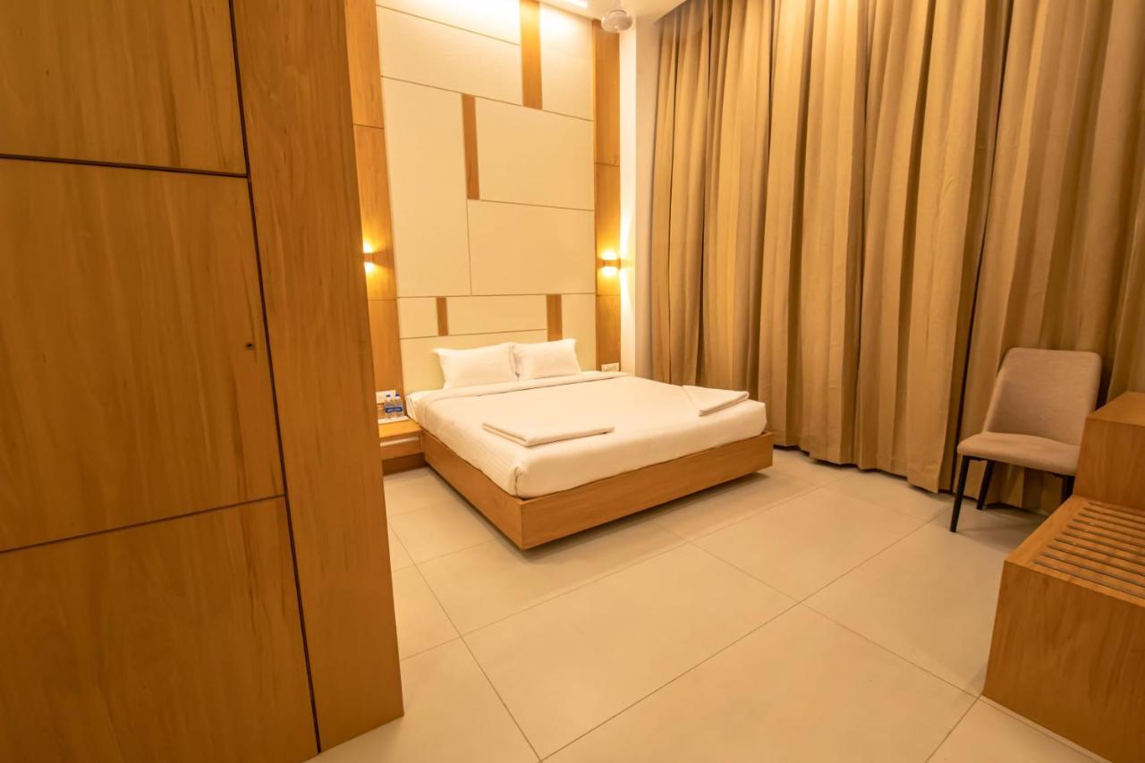 Rathna Residency - Near Us Consulate Hotel Chennai Exterior foto